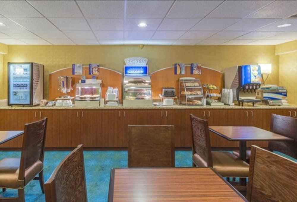 Holiday Inn Express Hunt Valley By Ihg Екстериор снимка